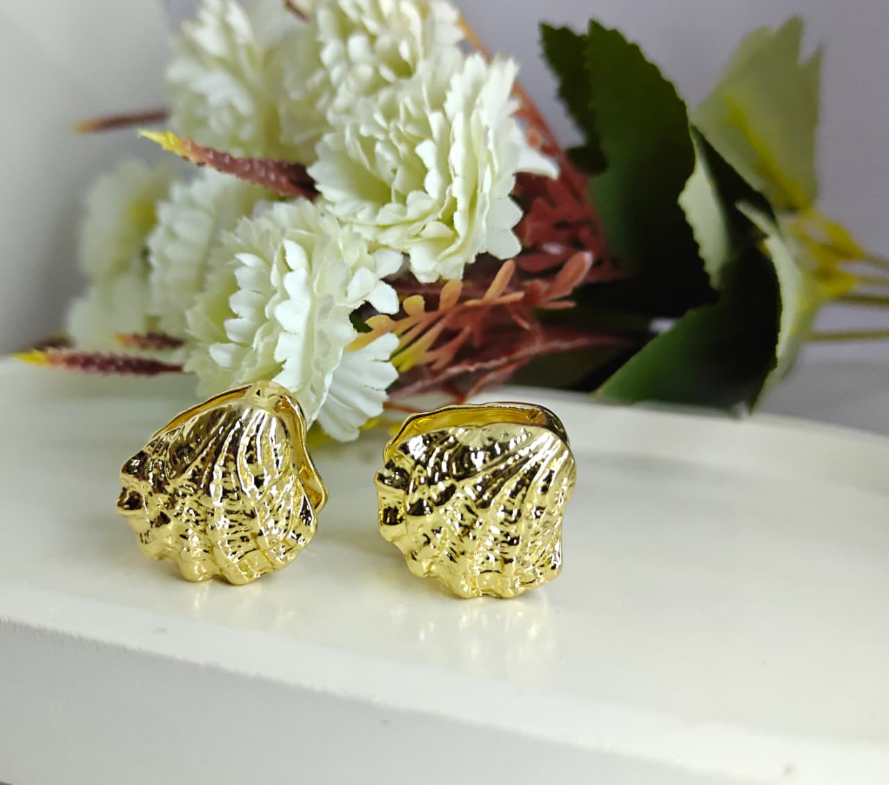 Anti Tarnish Gold Plated clams design earrings for Women & Girls