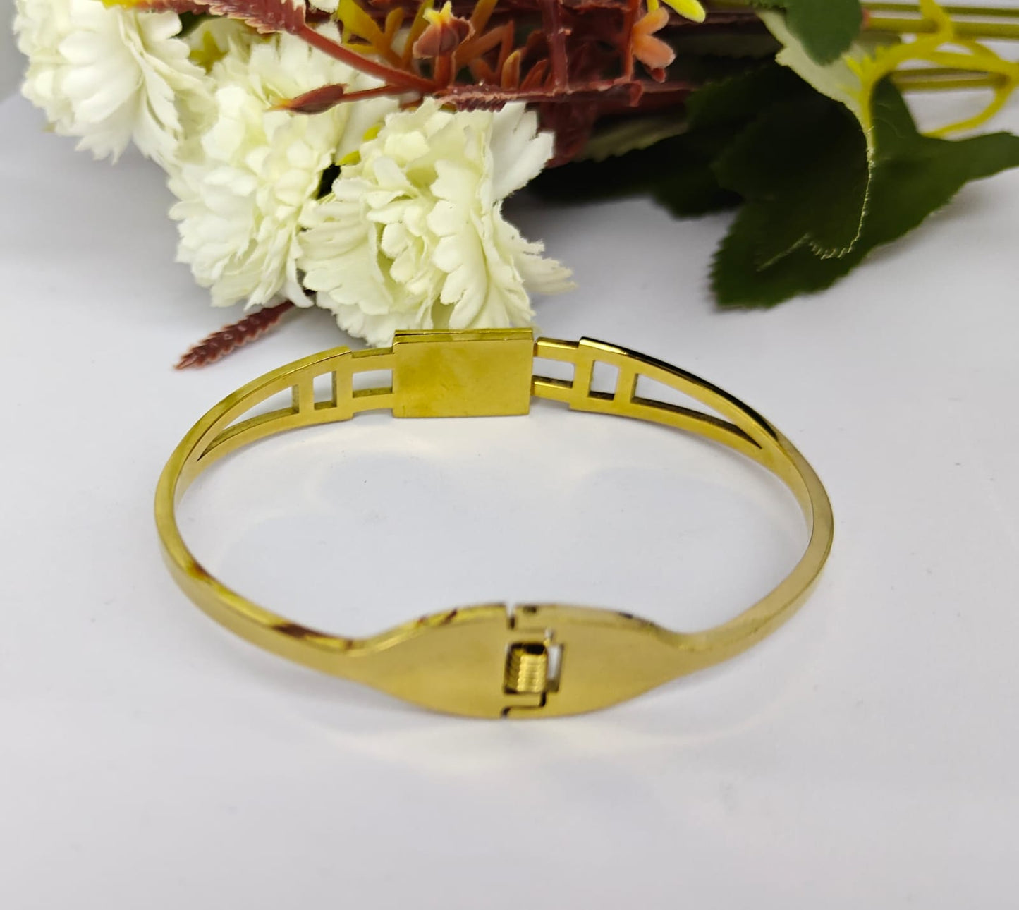 Gold Plated kada Women & Girls Anti Tarnish Stainless Steel.