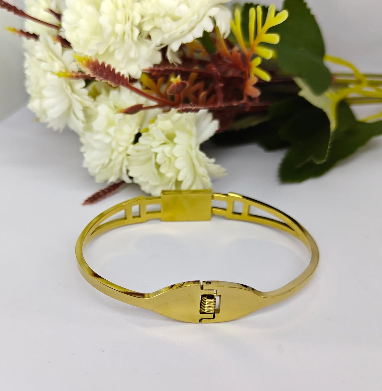Gold Plated kada Women & Girls Anti Tarnish Stainless Steel.