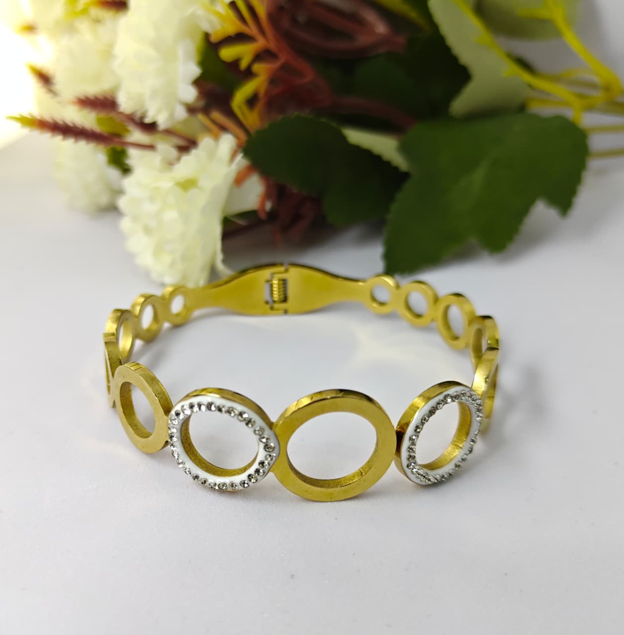 Circle Design Anti Tarnish Steel Bracelet for Women & Girls Stylish | Trendy American Diamond Kada | Latest Anti-Tarnish Fashion Jewelry for Parties, Gifting & Daily – Set of 1 Bracelet