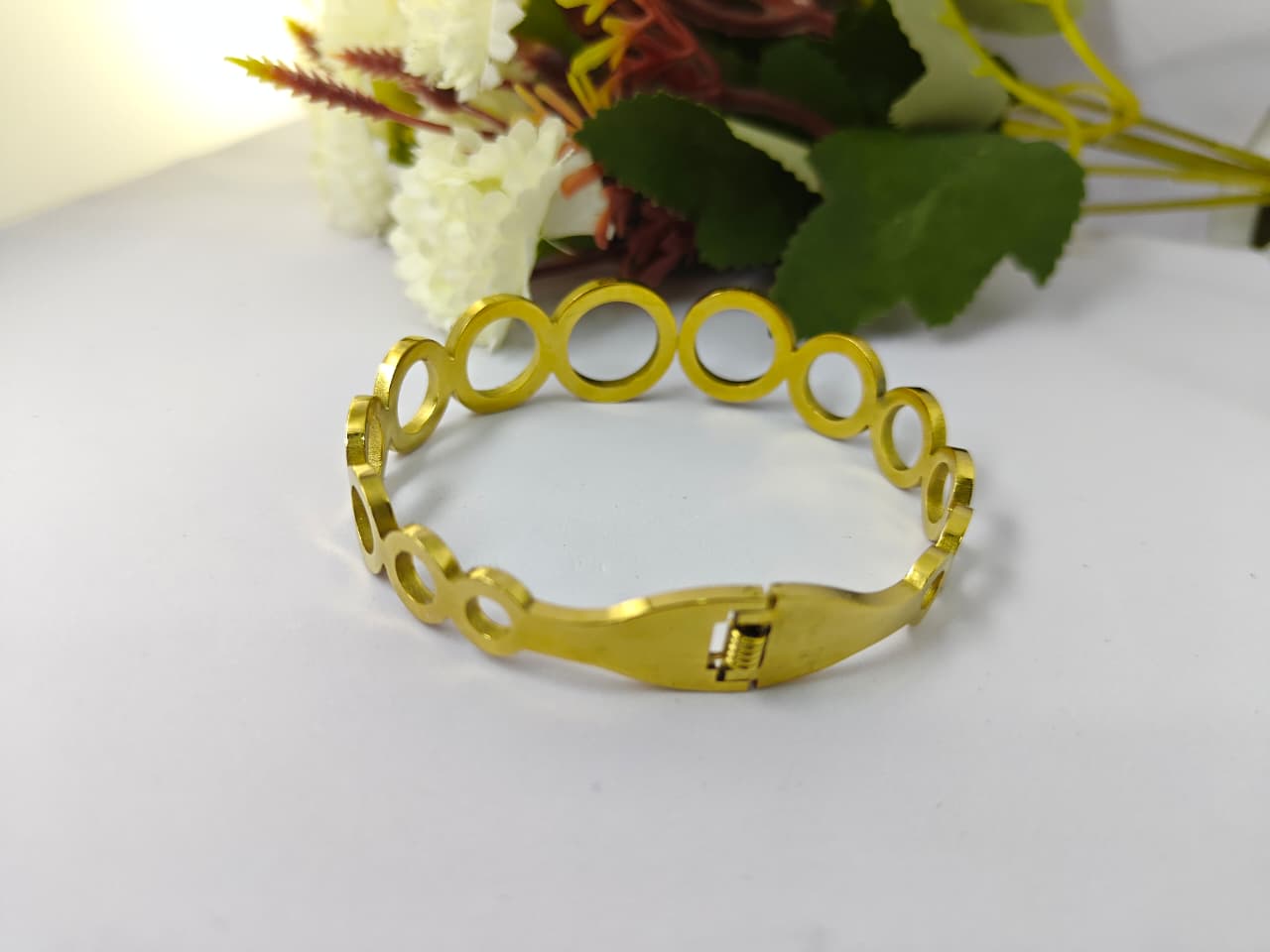 Circle Design Anti Tarnish Steel Bracelet for Women & Girls Stylish | Trendy American Diamond Kada | Latest Anti-Tarnish Fashion Jewelry for Parties, Gifting & Daily – Set of 1 Bracelet