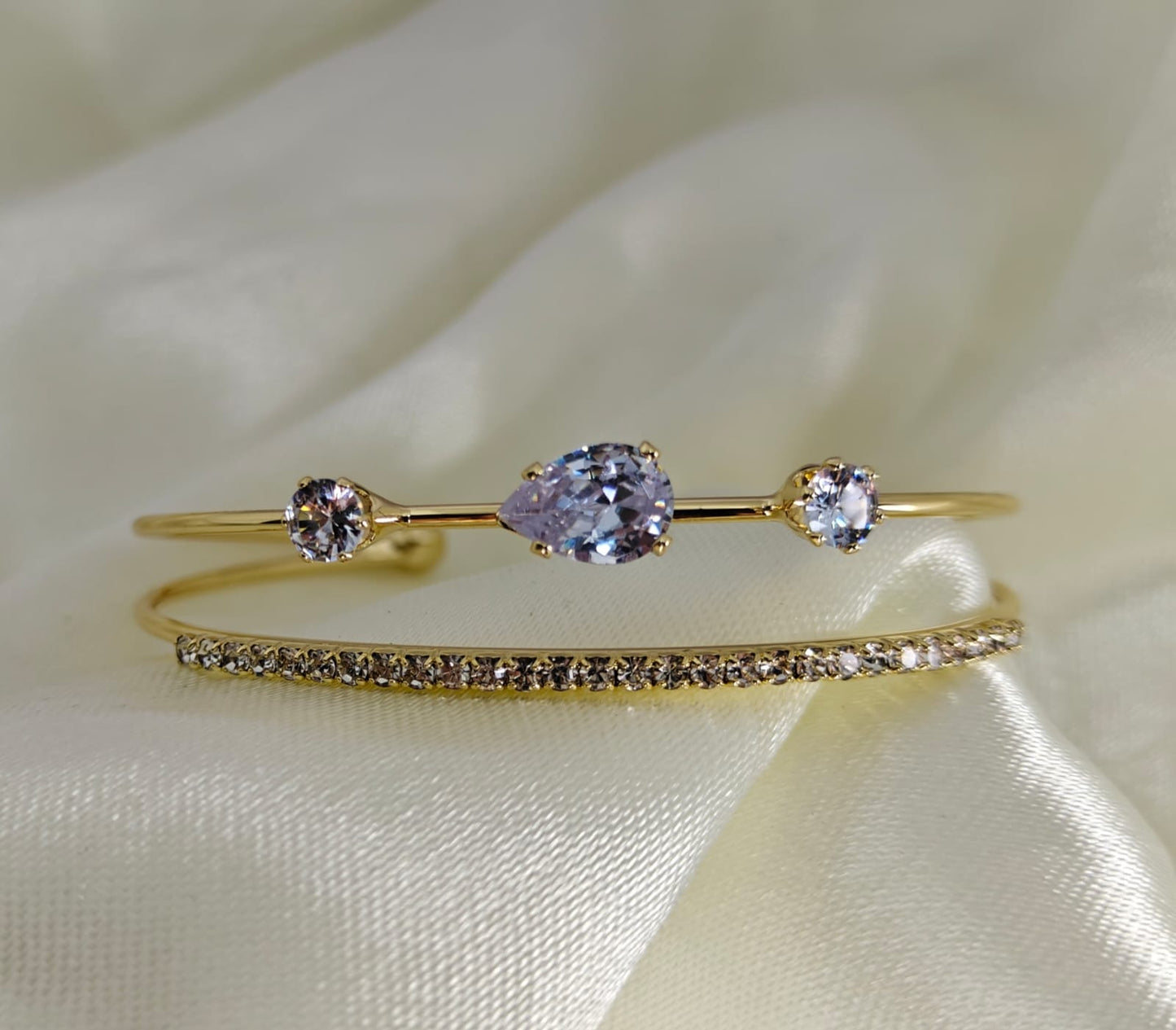 GOLD PLATED AMERICAN DIAMOND BRACELATE FOR WOMEN AND GIRLS