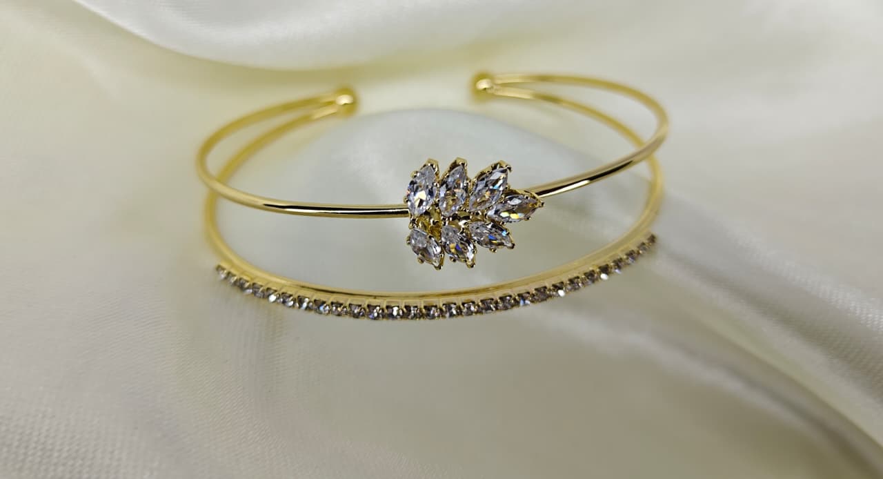 Designer Bracelet for Women & Girls Anti Tarnish