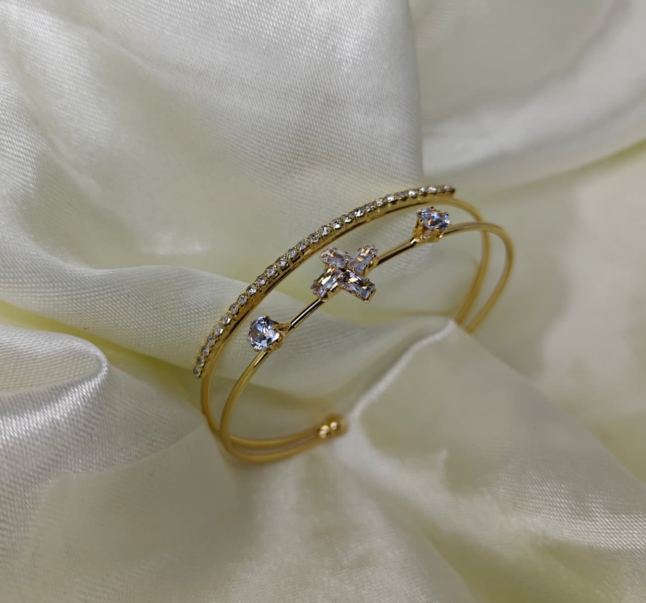Unique Gold Plated Bracelet Design for Women &  Girls