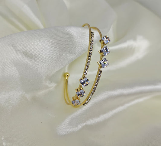 Fancy Design Gold Plated Bracelet for Women & Girls