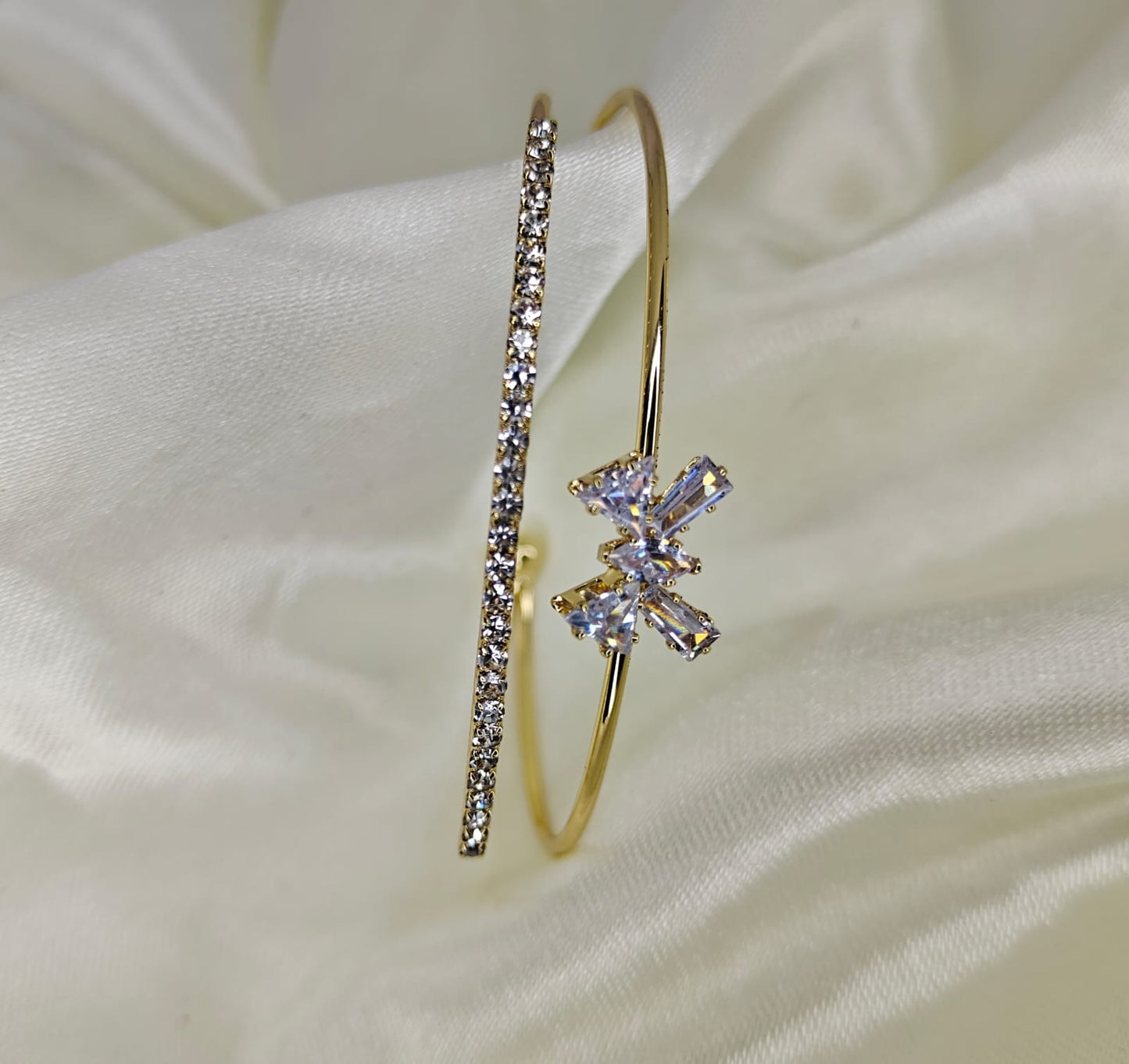 Love to Wear a Fashionable Anti Tarnish Bracelet for women & Girls.