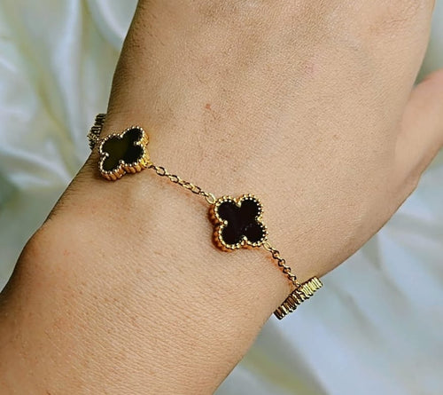 Anti tarnish Balck clover Gold plated Bracalet for women & girls